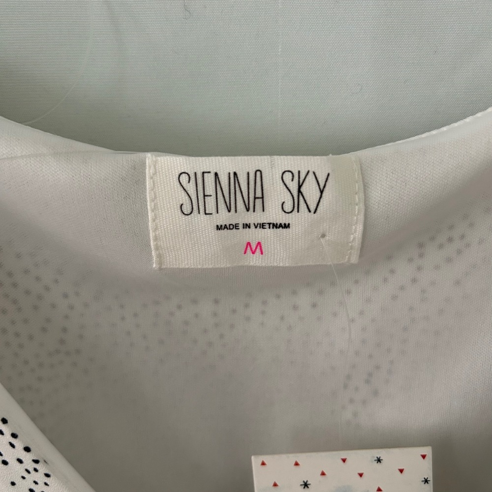 Sienna Sky Polka Dot V Neck Midi Dress Belted Flutter Sleeve Women's M - Picture 2 of 4